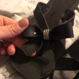 Guess flip flops